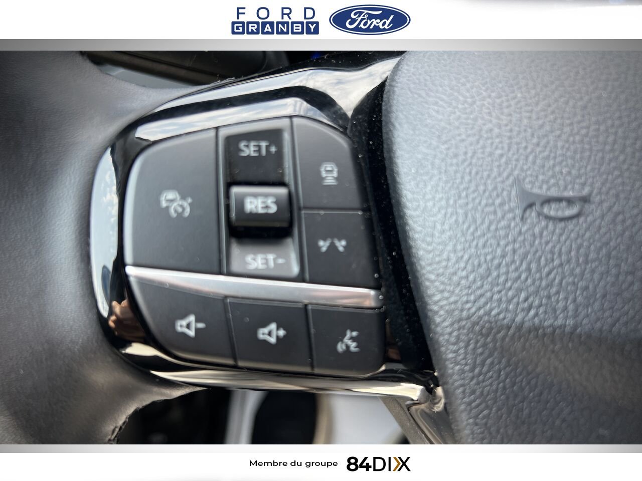2025 Ford Escape White Granby - photo #13