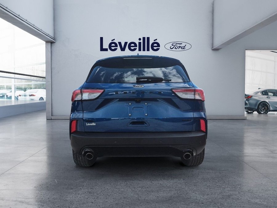 2022 Ford Escape SEL AWD ** ENS. STEALTH ** CO-PILOT 360 ** BAS KILO ** CARFAX CLEAN ** Blue