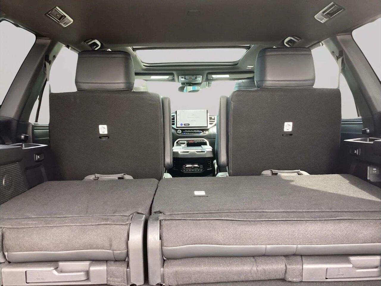 2025 Toyota Sequoia Grey Gatineau - photo #21