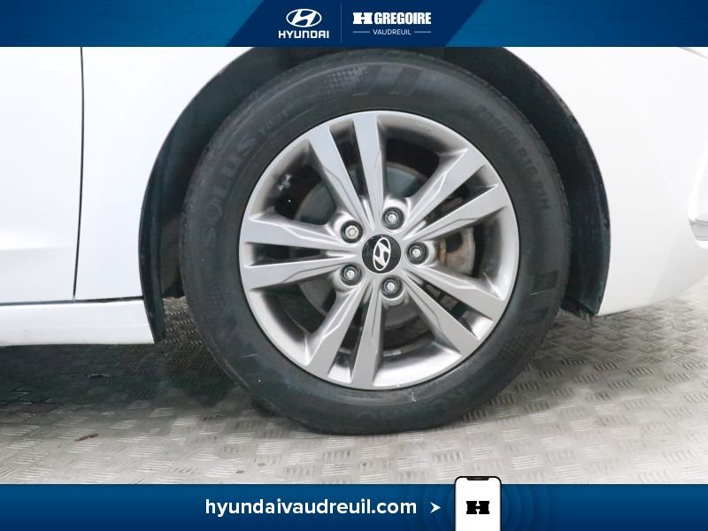 Hyundai Elantra 2018 Argent Laval - photo #31