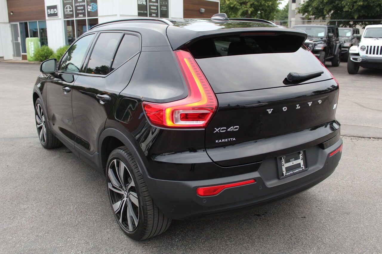 2021 Volvo XC40