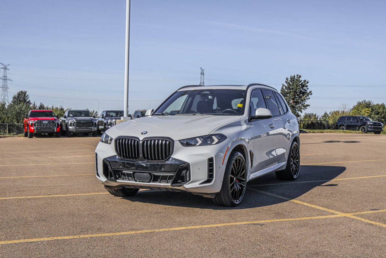 2024 BMW X5 xDrive40i Sports Activity Vehicle White Sherwood Park - photo #3