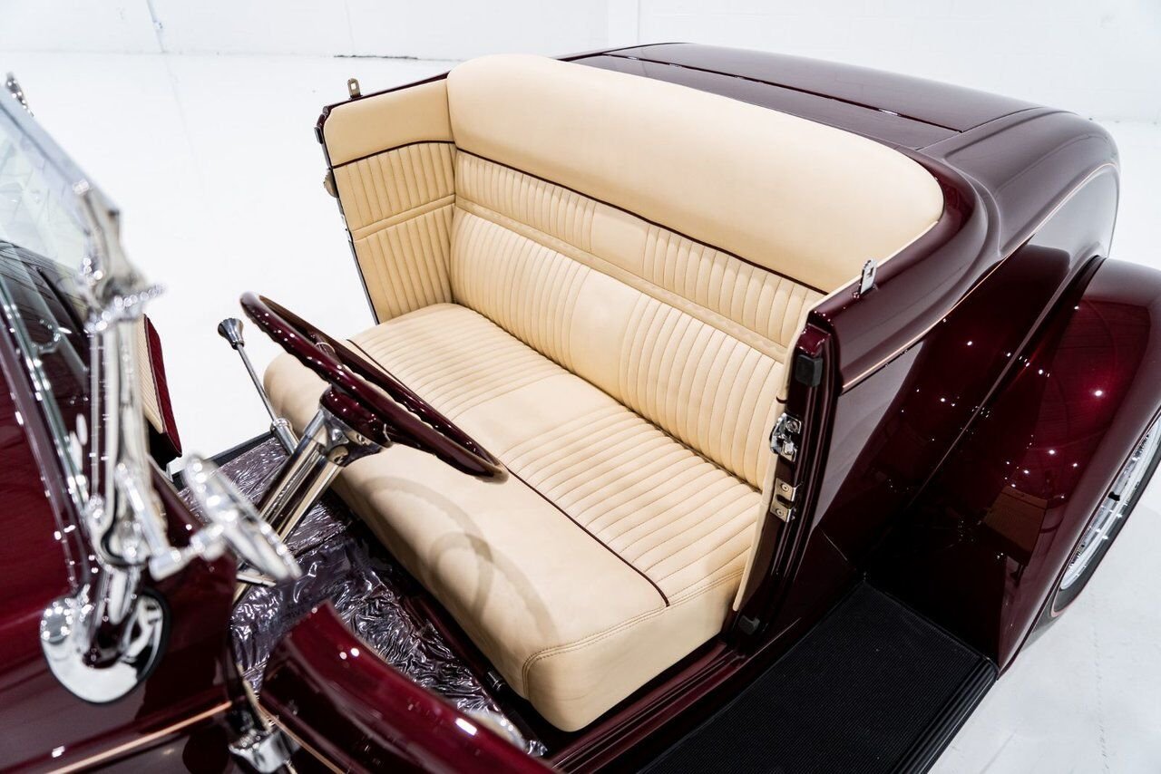Ford Highboy Lobeck creation spectacular presentation **PRICE IN USD** 1932 Rouge Montréal - photo #56