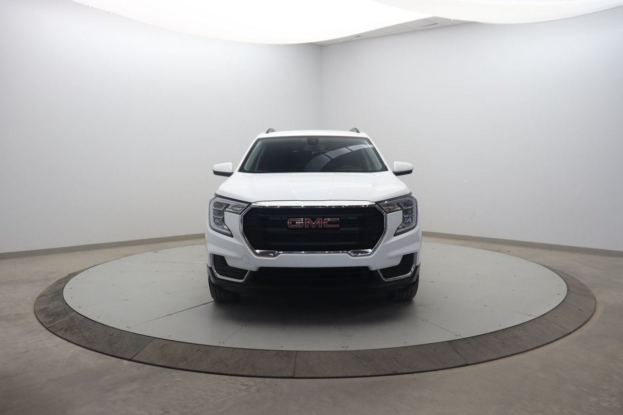 GMC Terrain SLE 2024 Blanc Baie-Comeau - photo #1