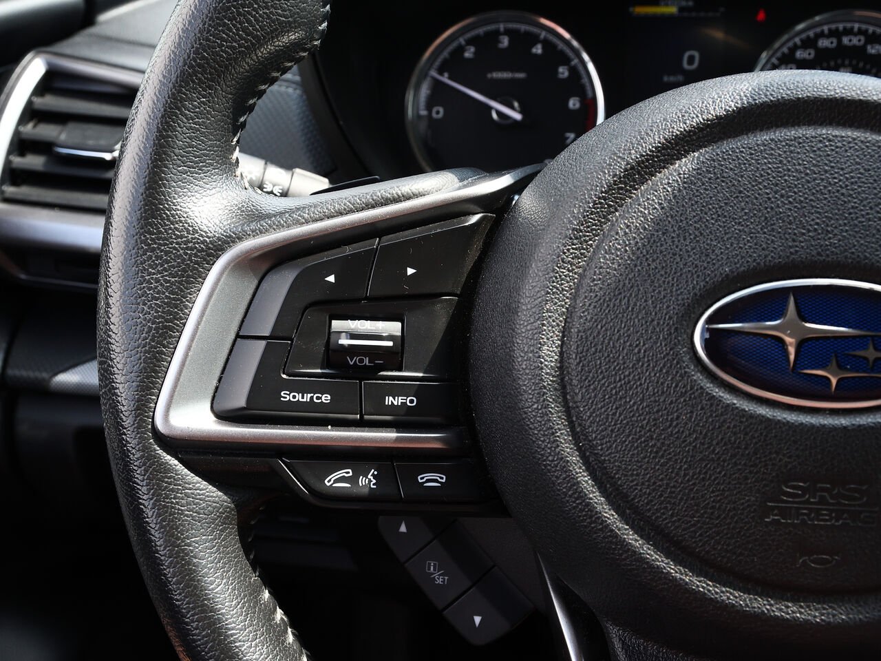 2020 Subaru Forester 2.5i Limited White Saint-Hyacinthe - photo #17
