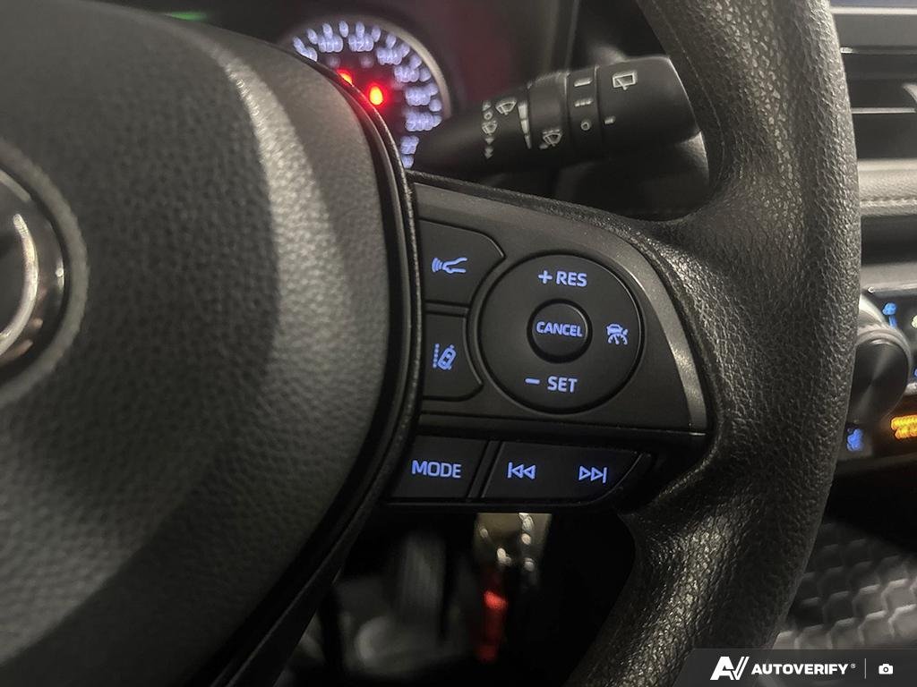2022 Toyota RAV4 262040 | LE gray Edmonton - photo #15