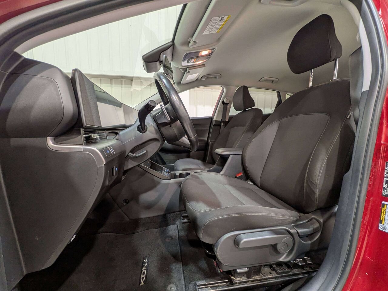 2024 Hyundai Kona Electric Preferred FWD Red Val-David - photo #1