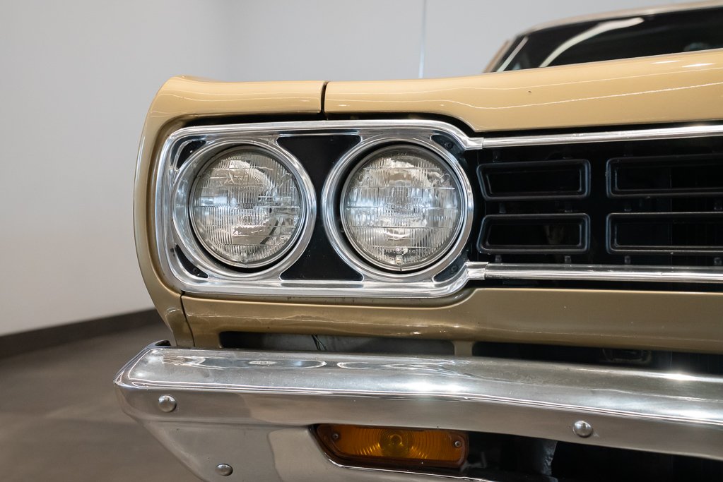 Plymouth Road Runner 1968 Beige Montréal - photo #4