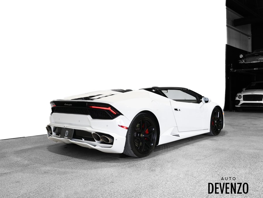 2017 Lamborghini Huracan 2017 White
