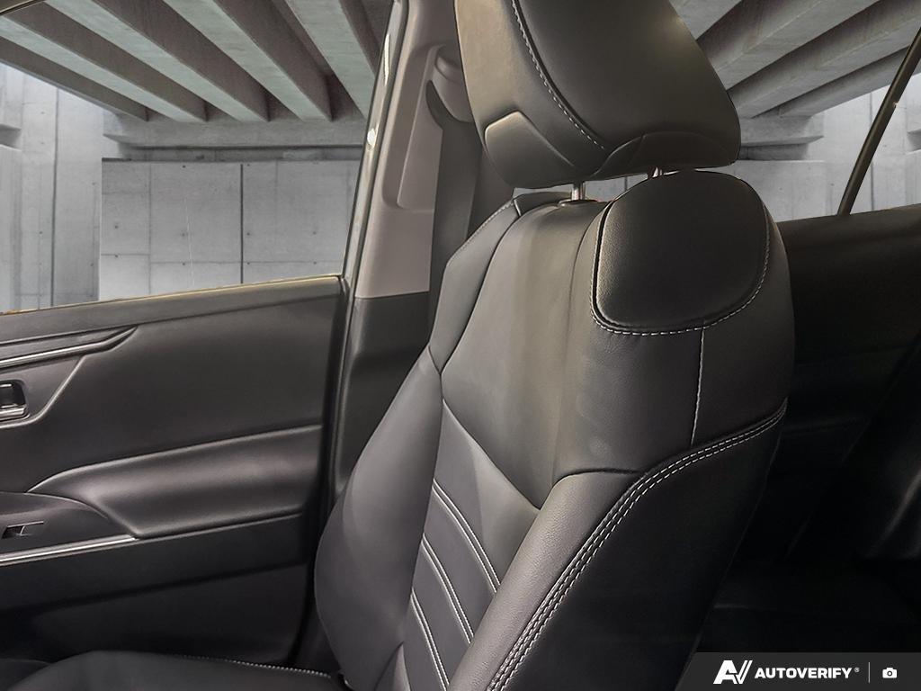 2021 Toyota RAV4 2602370A | XLE Silver Edmonton - photo #19