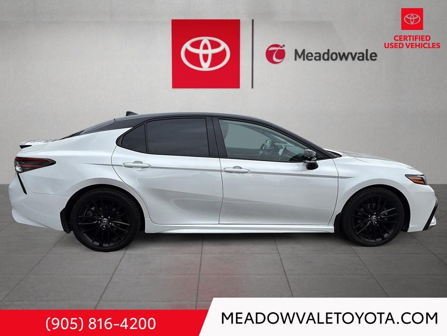 2022 Toyota Camry Hybrid XSE Auto White