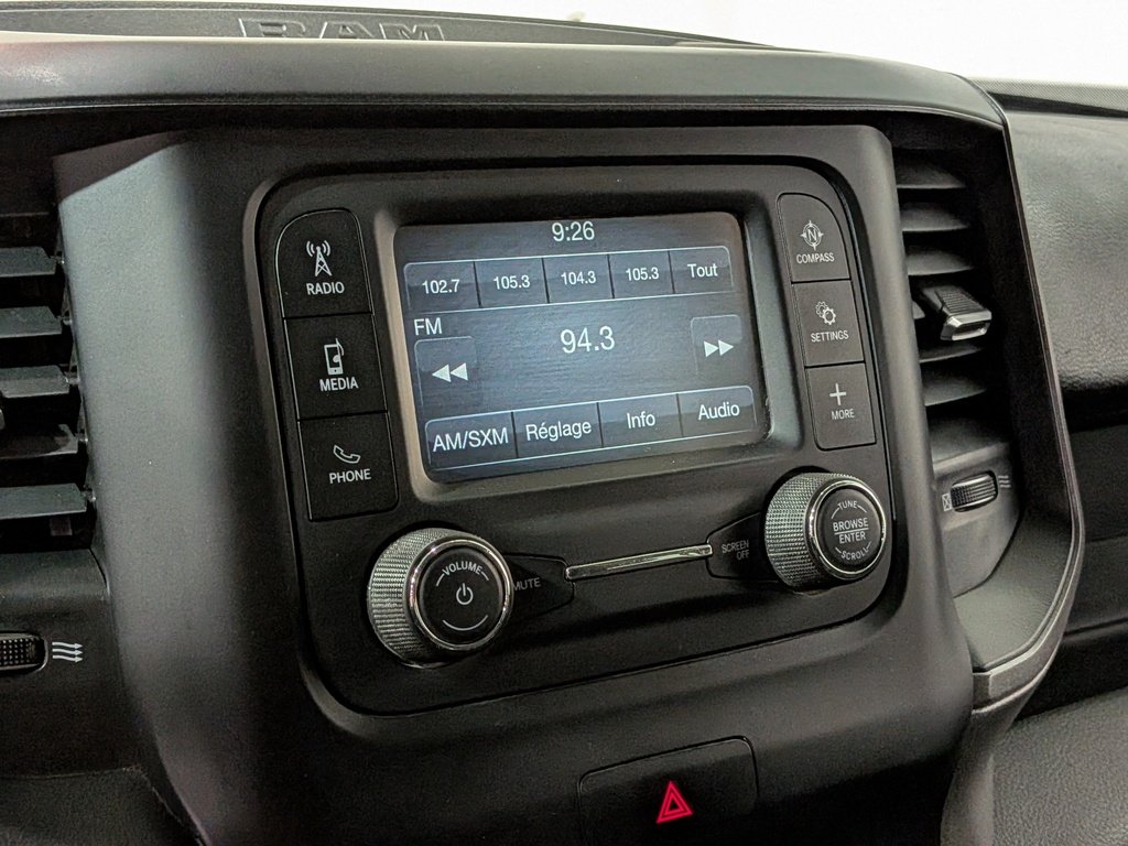 2019 Ram 2500 Tradesman 4x4 Crew Cab 8' Box White Val-David - photo #21