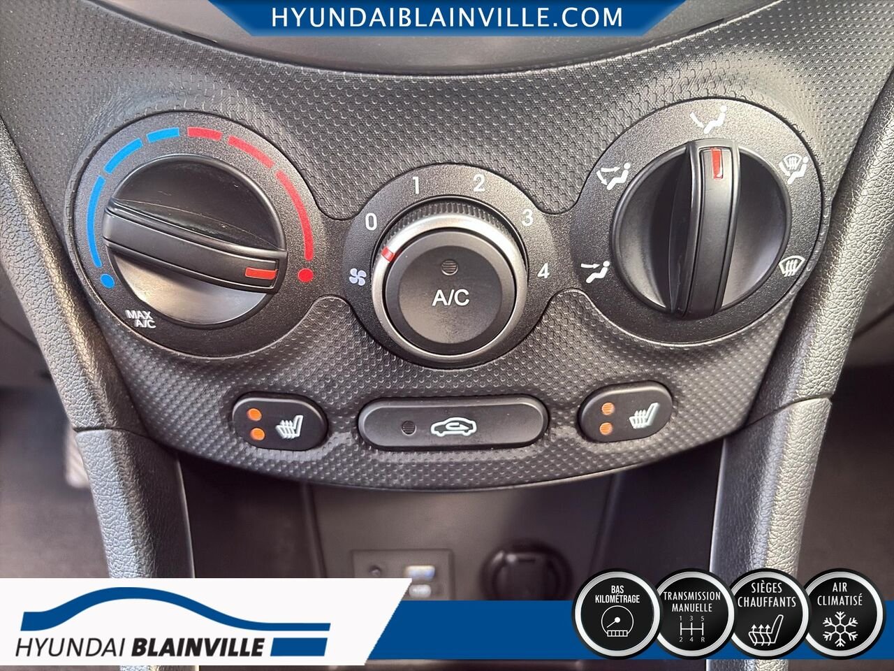 2017 Hyundai Accent White Blainville - photo #17