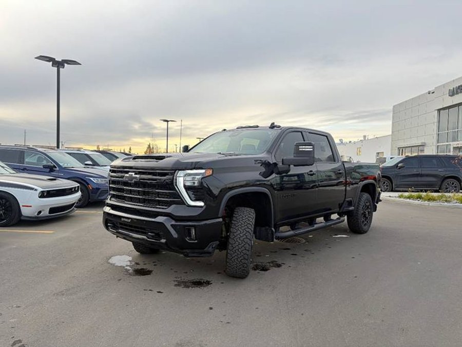2024 Chevrolet Silverado 2500HD LTZ Plus Midnight Edition 6.6L Duramax Z71 | Power Sunroof Black