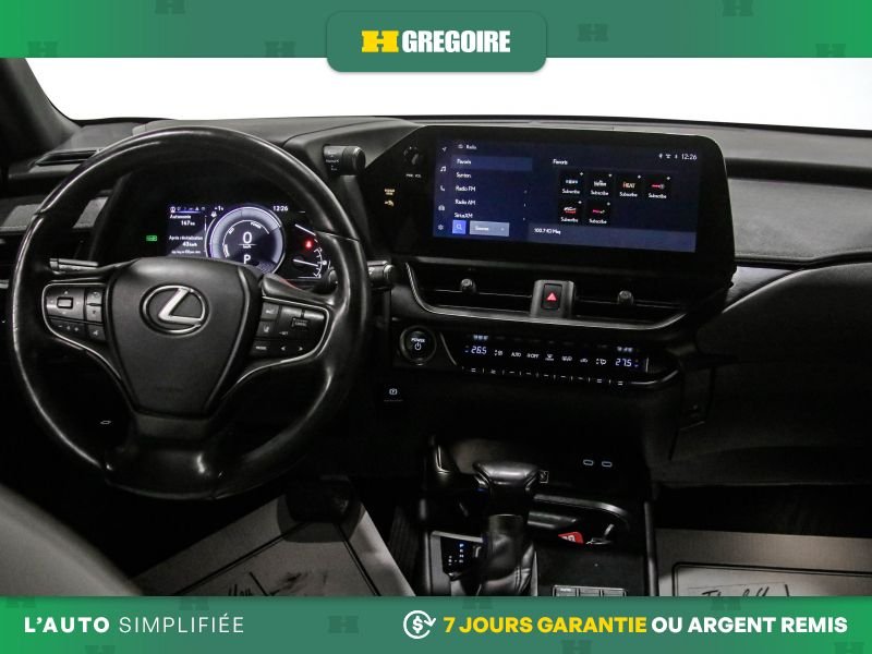 Lexus UX 2023 Noir Blainville - photo #17
