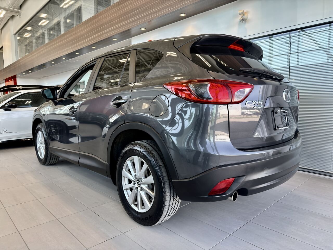 2016 Mazda CX-5 Grey Notre-Dame-des-Prairies - photo #9