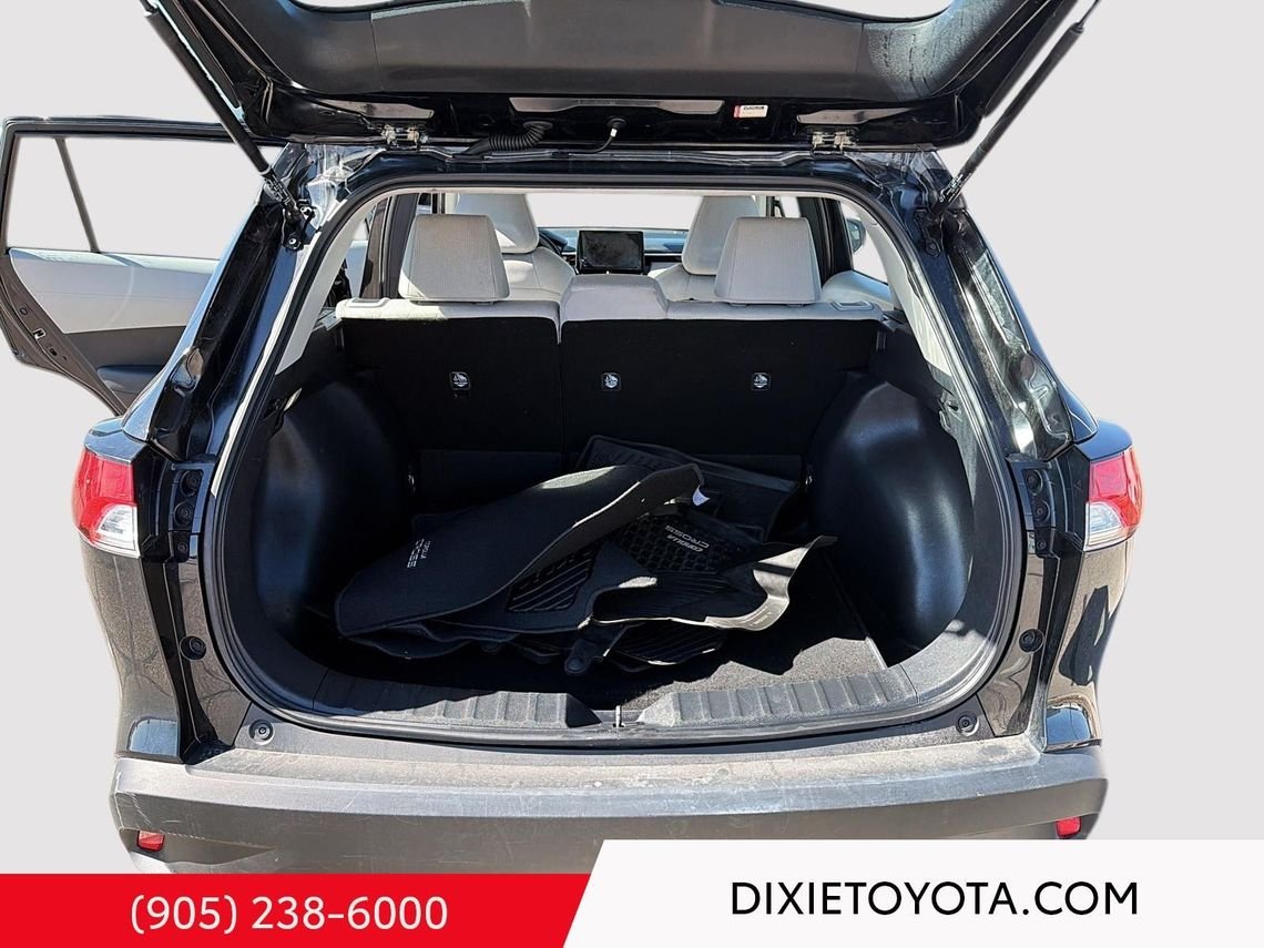 2024 Toyota Corolla Cross Heated Seats, Bluetooth Jet Black Mica Mississauga - photo #36
