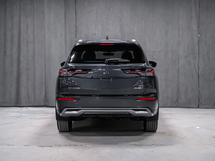 Mitsubishi Outlander PHEV LE 2026 Gris graphite métallisé