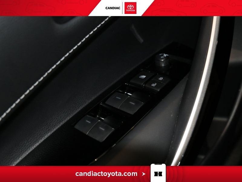 2025 Toyota Corolla Orange Saint-Eustache - photo #17
