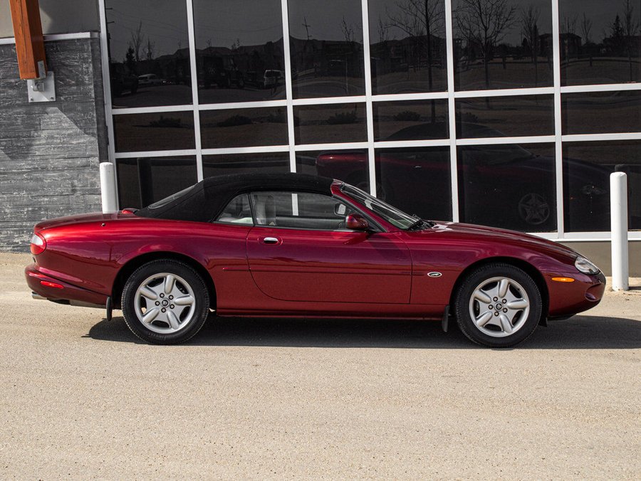 1997 Jaguar XK8 Orange