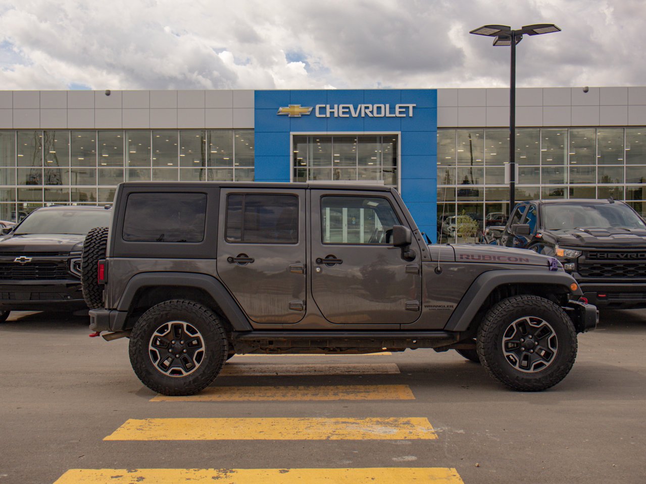 2017 Jeep Wrangler Unlimited 4WD 4dr Rubicon Grey Sherwood Park - photo #11