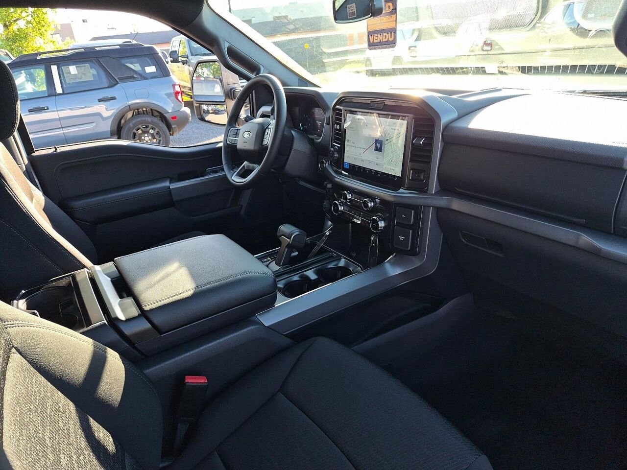 2026 Ford F-150 Oxford White Saint-Jérôme - photo #5