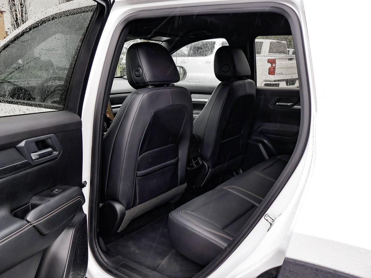 2026 GMC Terrain AWD 4dr Elevation White Sherwood Park - photo #26