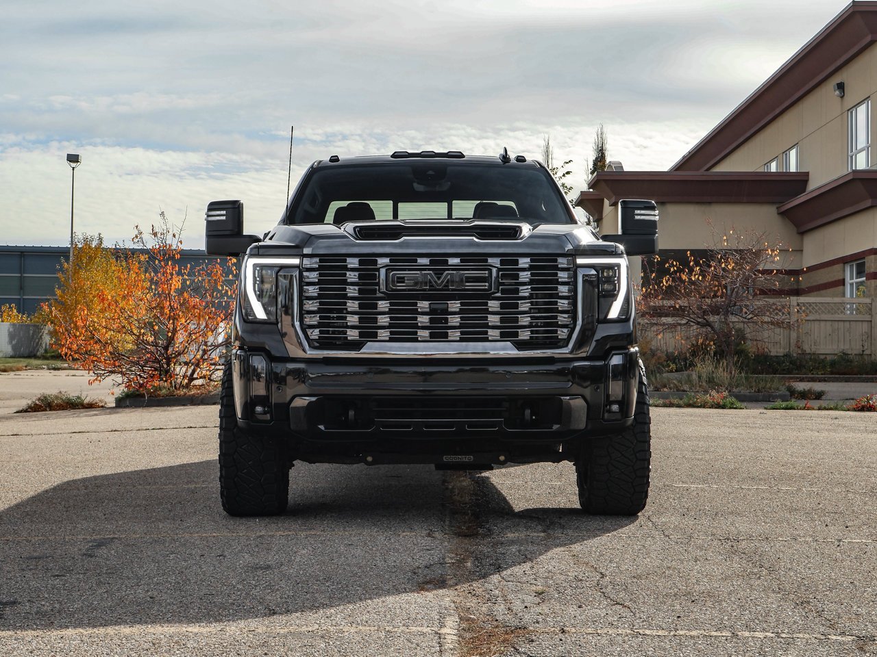 2024 GMC Sierra 3500HD 4WD Crew Cab 159 Denali Ultimate Black Sherwood Park - photo #2