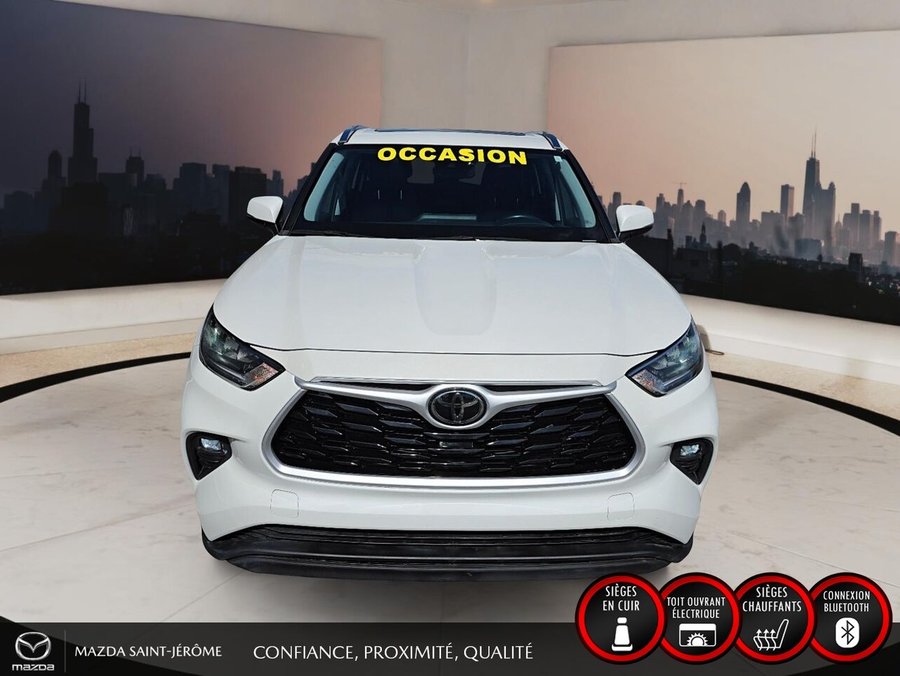 2021 Toyota Highlander XLE | TOIT OUVRANT | CUIR | 3e RANGÉE | AWD White