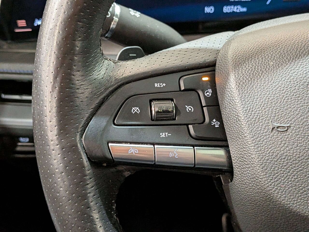 Cadillac XT4 AWD 4dr Sport 2024 Rouge Mirabel - photo #16