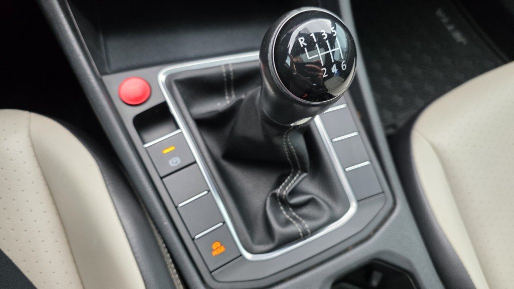 Volkswagen JETTA HIGHLINE 2019 Rouge Mont-Laurier - photo #25