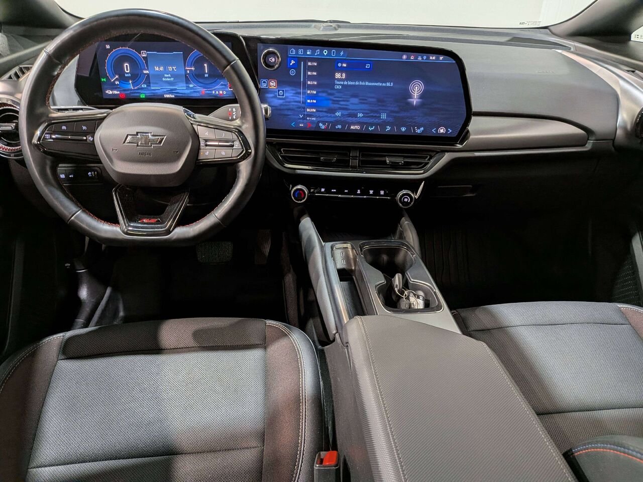 2024 Chevrolet Equinox EV 4dr RS w/2RS Black Val-David - photo #27
