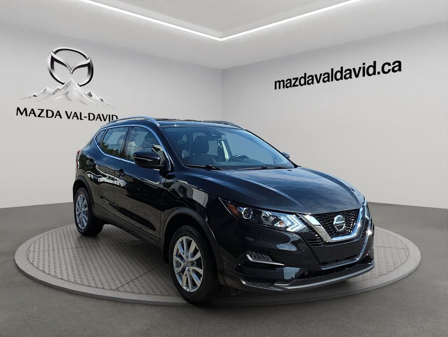 Nissan Qashqai SV TI CVT, Sièges chauffants avant, Toit ouvrant, Volant chauffant 2023 Noir