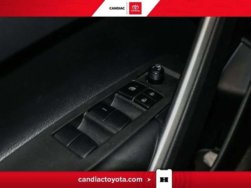 2025 Toyota Corolla Silver Laval - photo #25