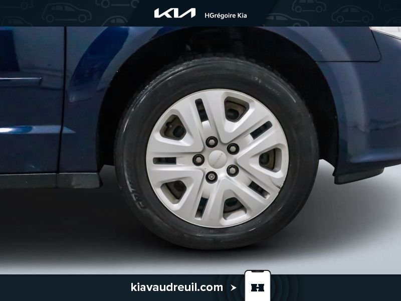 2017 Dodge GR Caravan Blue Laval - photo #25