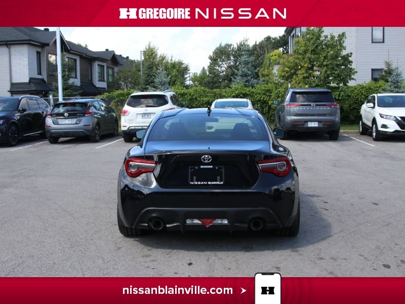 Toyota 86 2017 Noir Blainville - photo #7