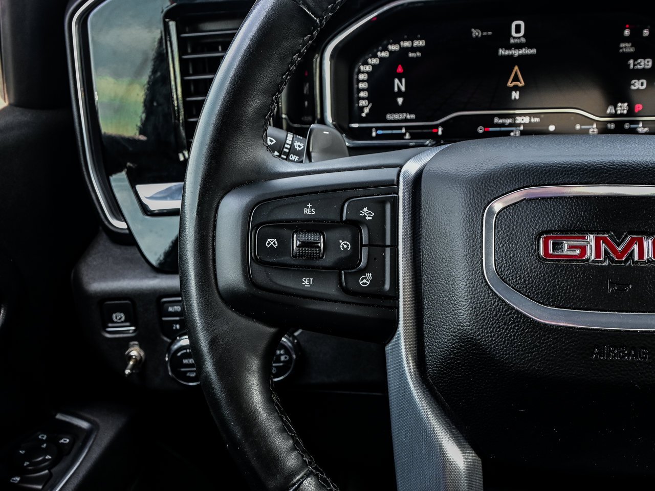 2025 GMC Sierra 1500 4WD Crew Cab 147 Elevation White Sherwood Park - photo #20