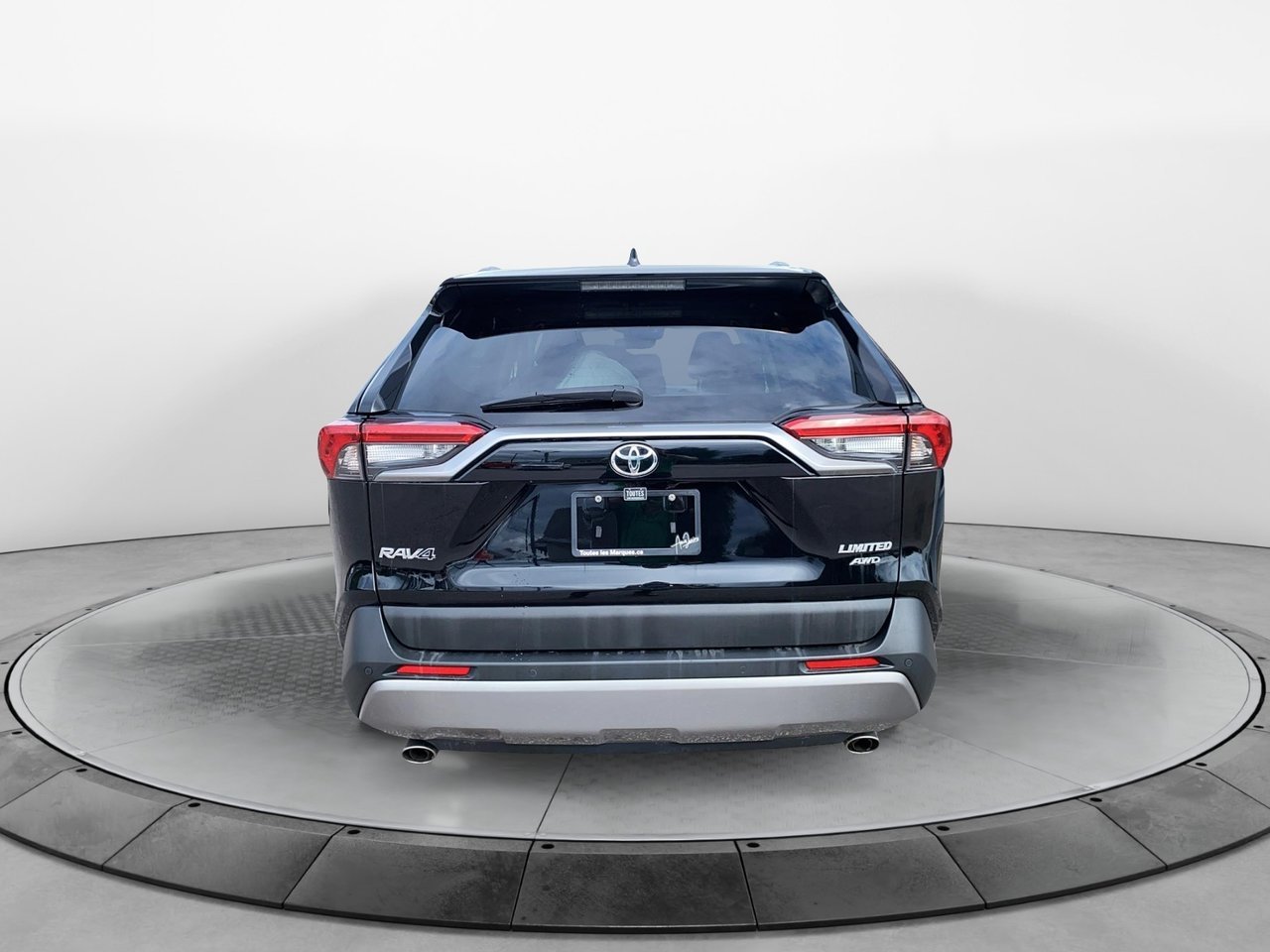 Toyota RAV4 Limited 2024 Noir Baie-Comeau - photo #2