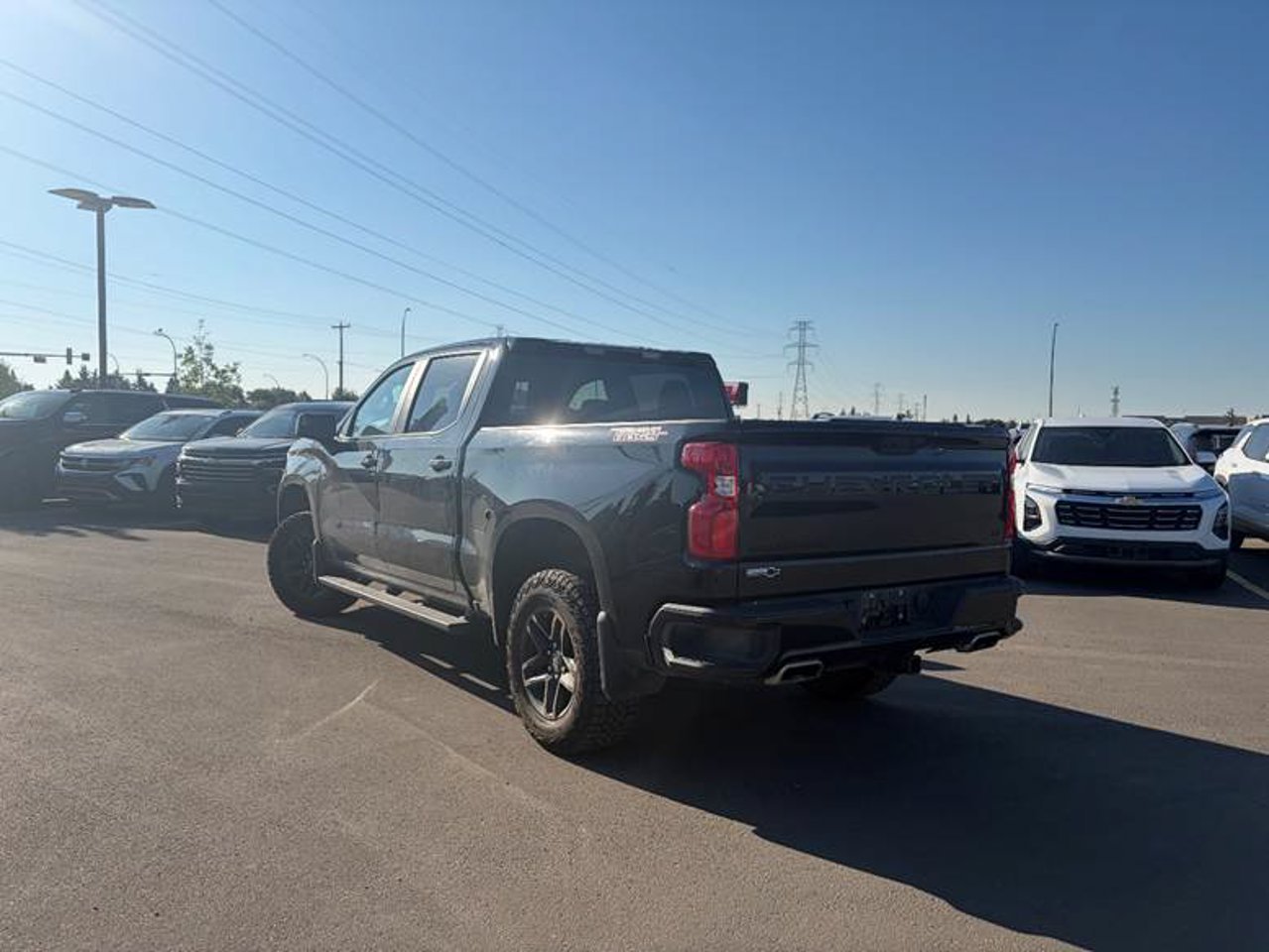 2024 Chevrolet Silverado 1500 4WD Crew Cab 147 LT Trail Boss Black Sherwood Park - photo #3
