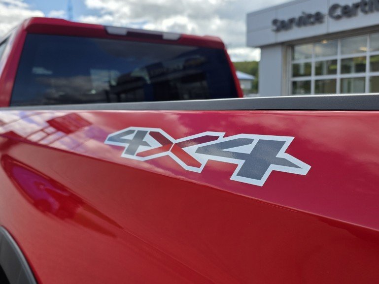 Chevrolet Silverado 1500 Custom 4X4 2022 Rouge Mont-Laurier - photo #12