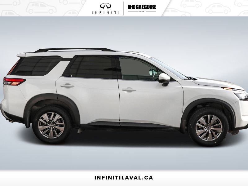 2024 Nissan Pathfinder Blainville - photo #10