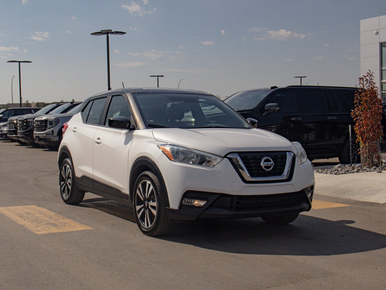 2019 Nissan Kicks SV FWD White Sherwood Park - photo #12