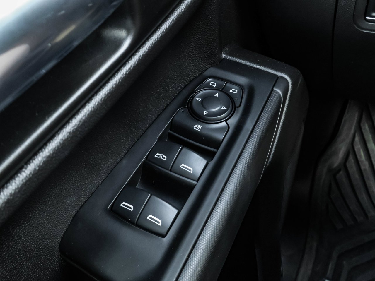 2024 Chevrolet Silverado 1500 4WD Crew Cab 157 Custom Trail Boss Black Sherwood Park - photo #18