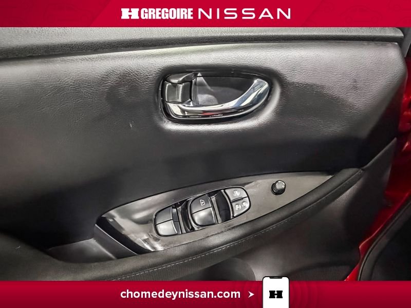 2023 Nissan Leaf Red Saint-Eustache - photo #13