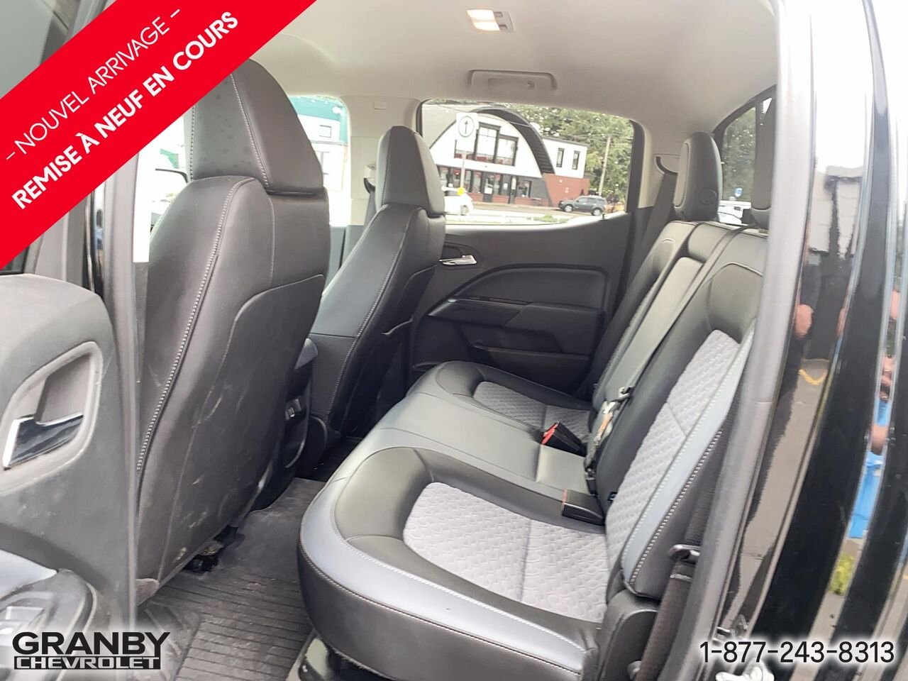 2022 Chevrolet Colorado Z71 cabine multiplace 4RM boite 5.2 pi | G3885 Black Granby - photo #8