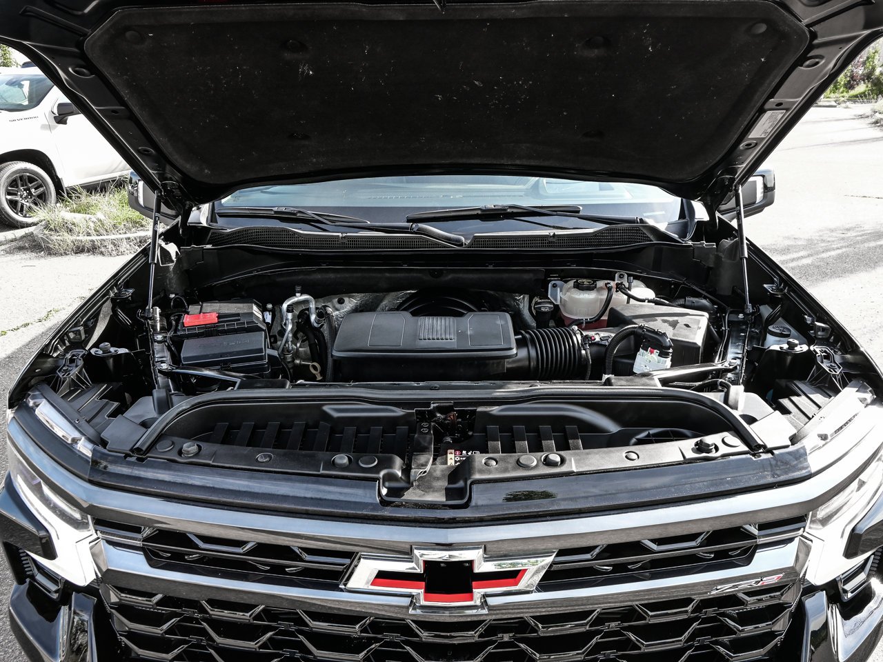 2024 Chevrolet Silverado 1500 4WD Crew Cab 147 ZR2 Black Sherwood Park - photo #8
