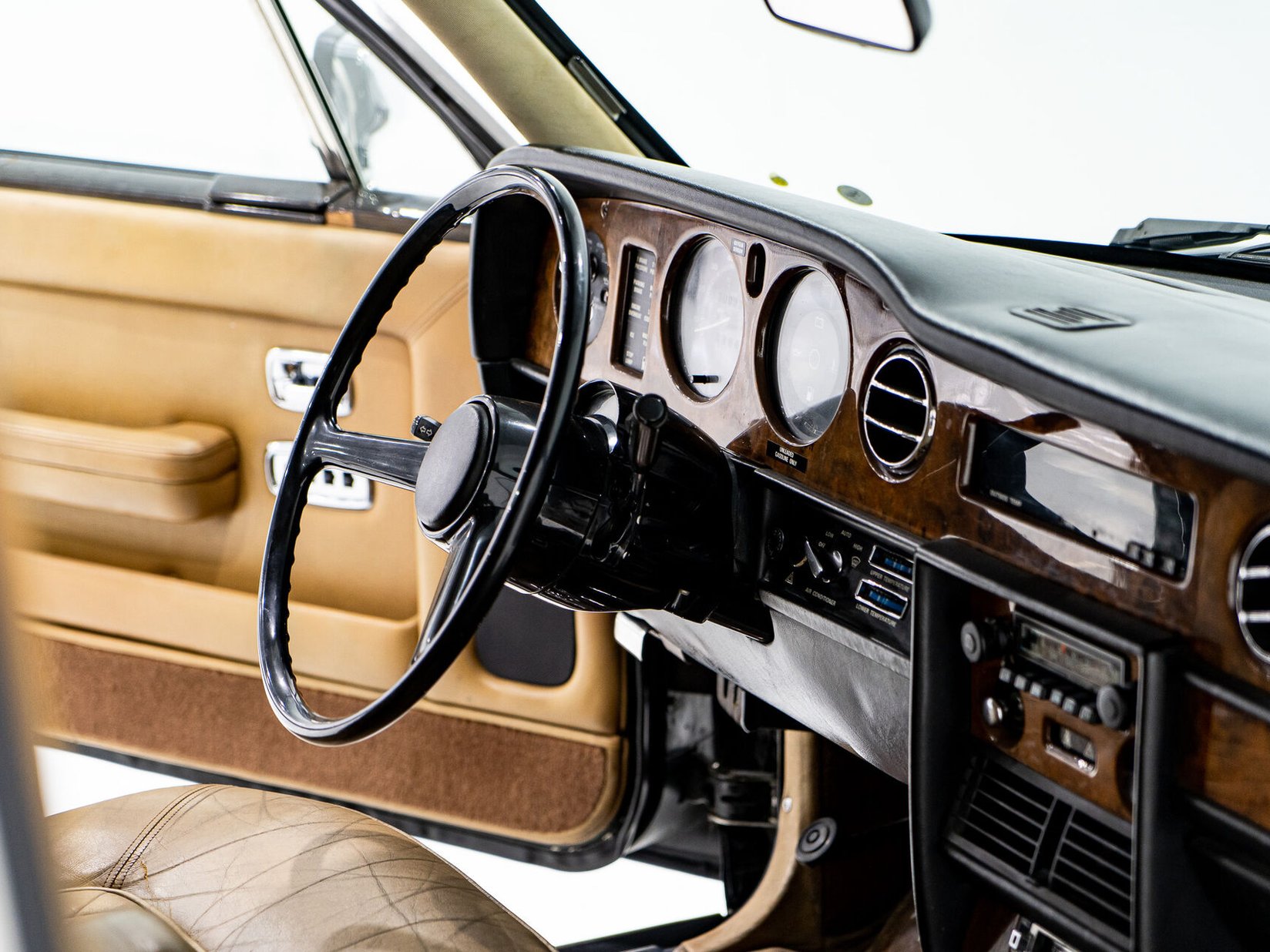 Rolls Royce Silver Spur **PRIX EN USD** 1981 Noir Montréal - photo #61