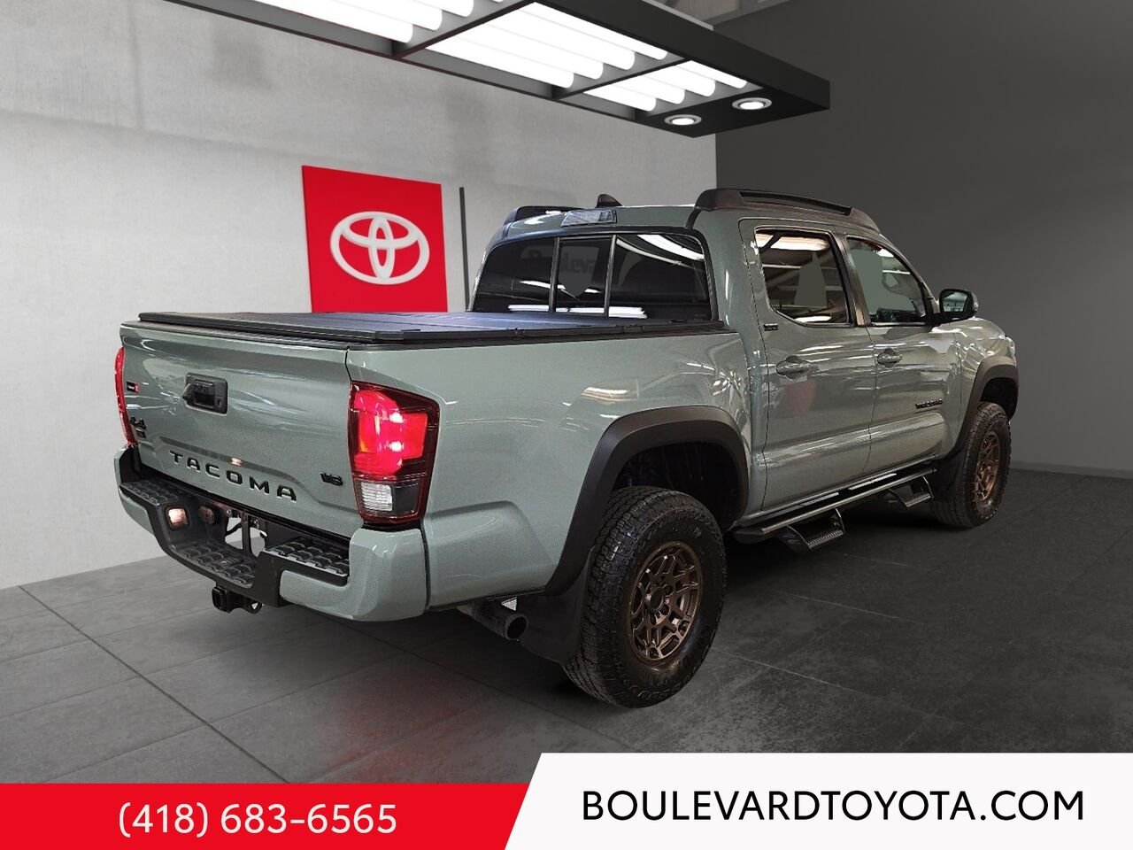 Toyota Tacoma 100089A-122 | DOUBLE CAB 4X4 EMP.COURT 2023 Gris Québec - photo #3
