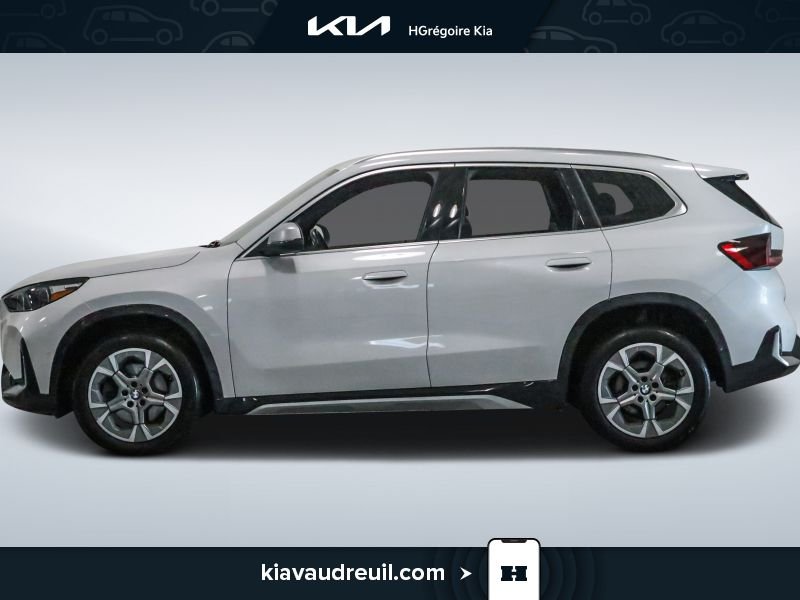 2023 BMW X1 White Laval - photo #3