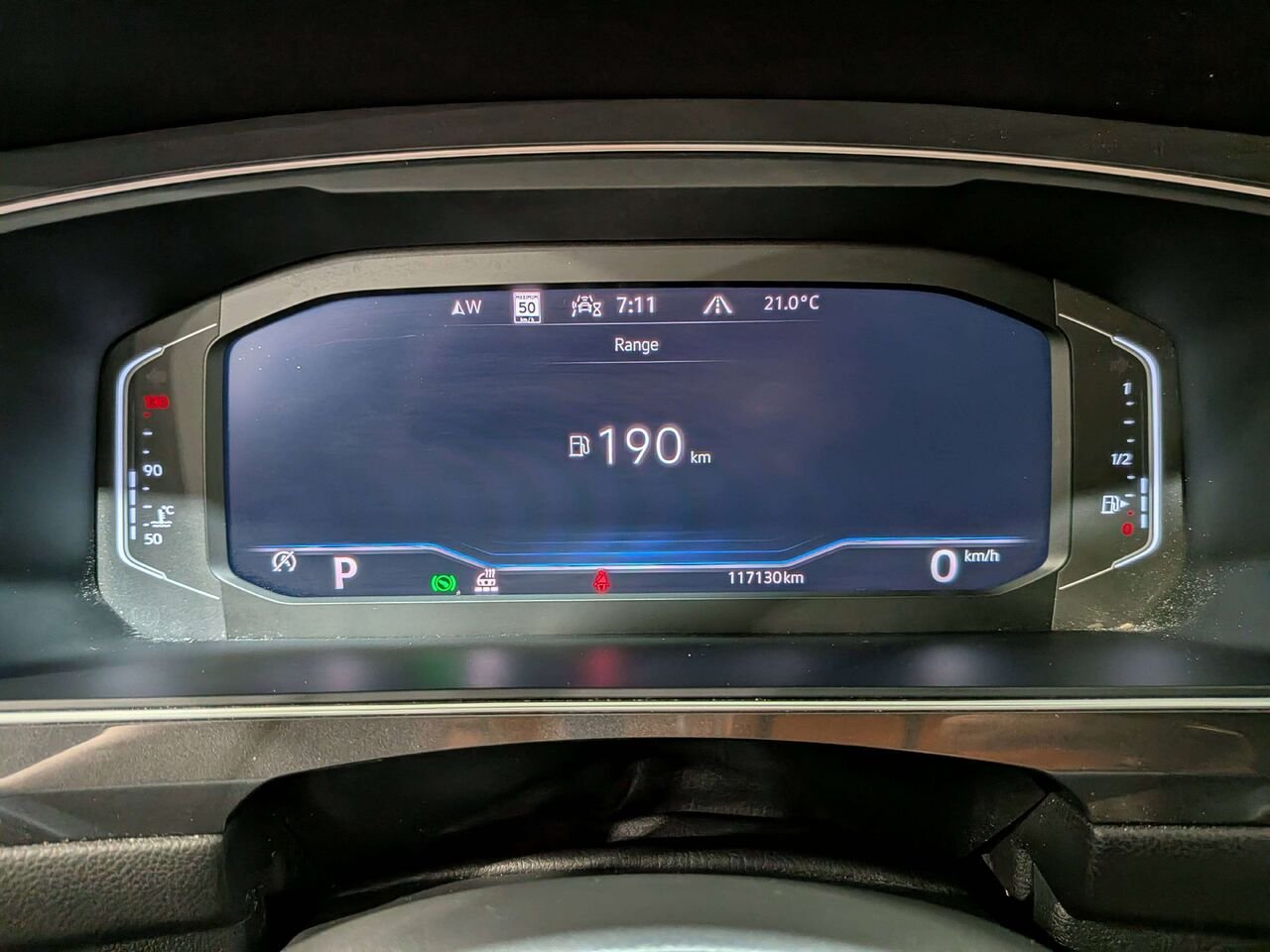2022 Volkswagen Tiguan Highline R-Line 4MOTION Black Mirabel - photo #20
